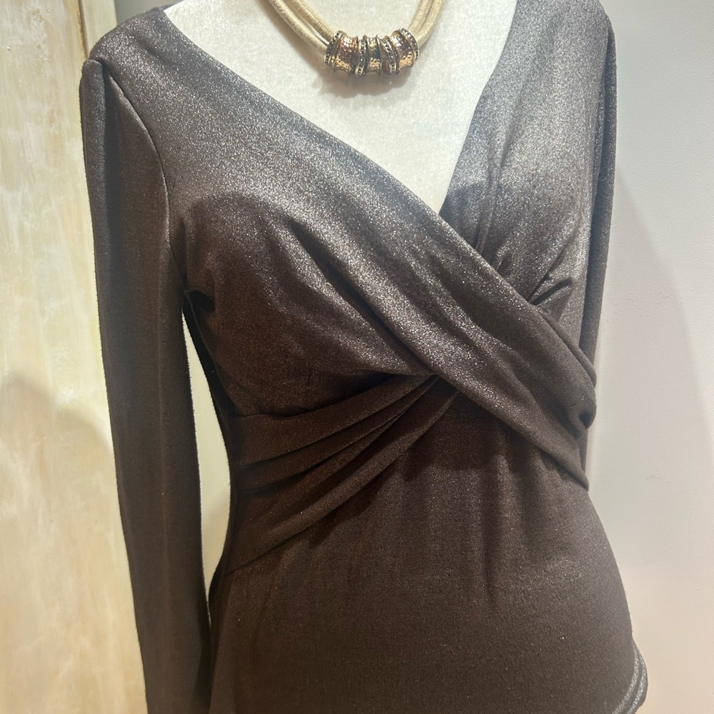Carlisle Metallic Bronze Brown Long Sleeve Knit Twist Front Sweater Sz M NWOT
